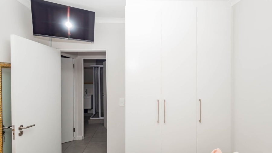 2 Bedroom Property for Sale in Burgundy Estate Western Cape